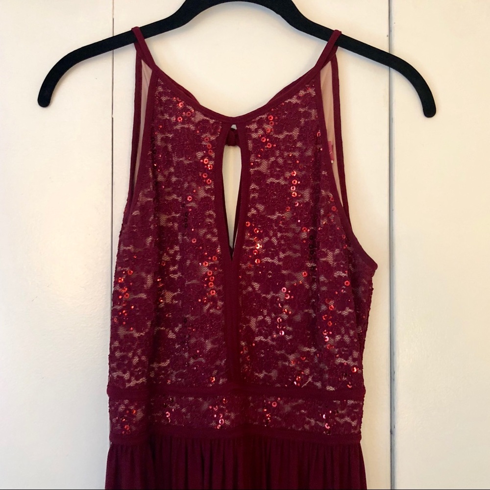 Formal Dress with Defined Waist & Keyhole Top